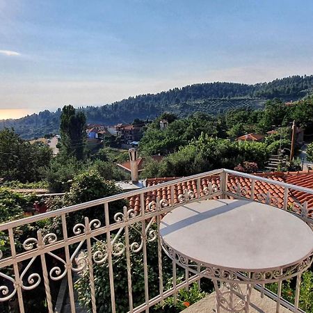 Guesthouse Parthenon Bagian luar foto