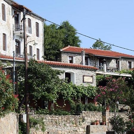 Guesthouse Parthenon Bagian luar foto