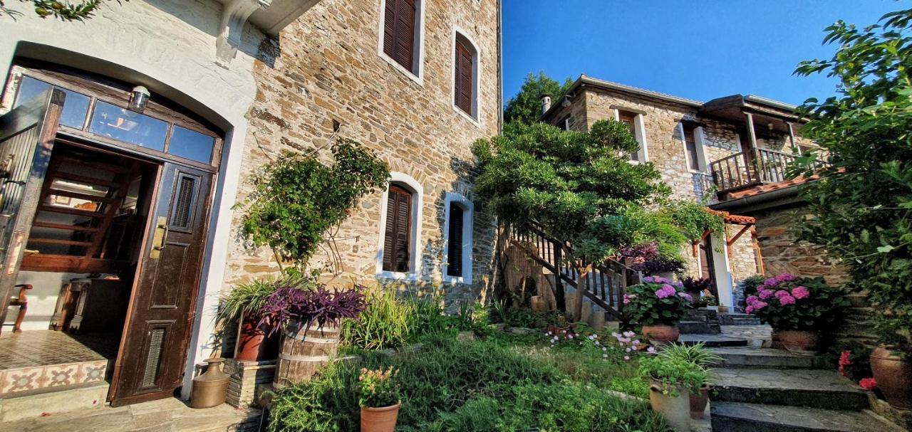 Guesthouse Parthenon Bagian luar foto