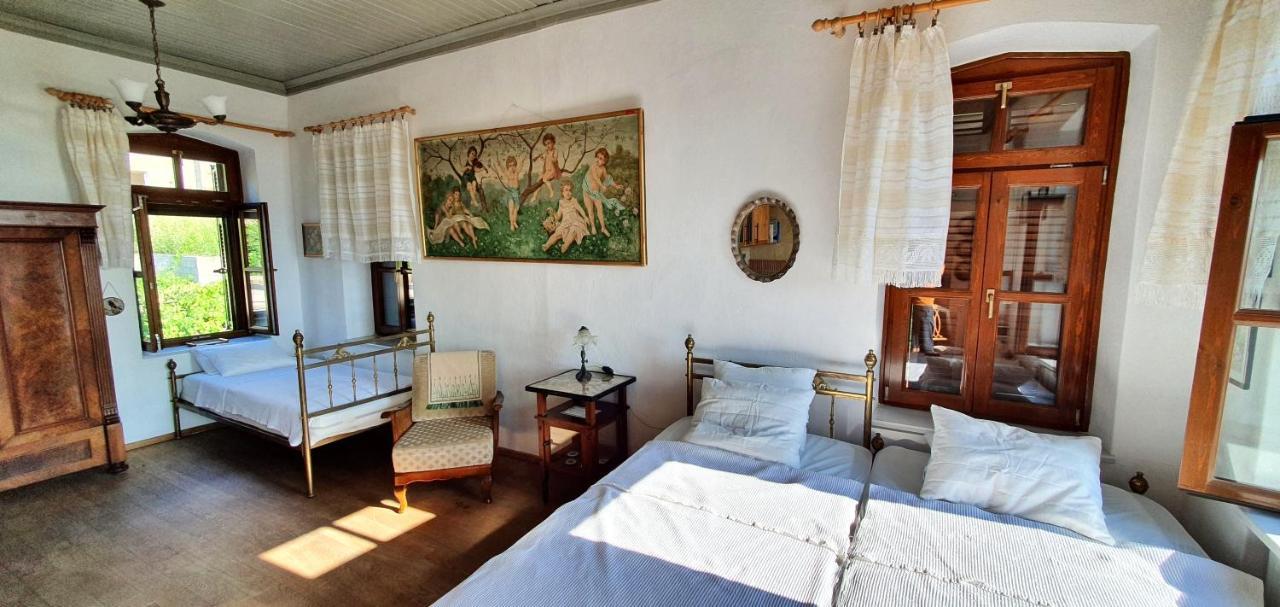 Guesthouse Parthenon Bagian luar foto