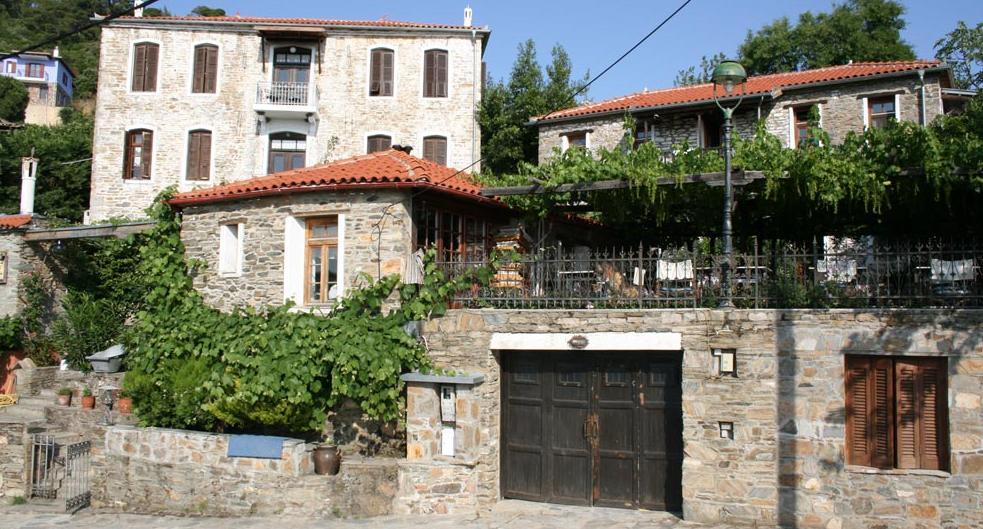 Guesthouse Parthenon Bagian luar foto