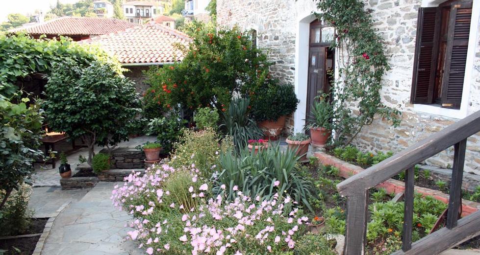 Guesthouse Parthenon Bagian luar foto