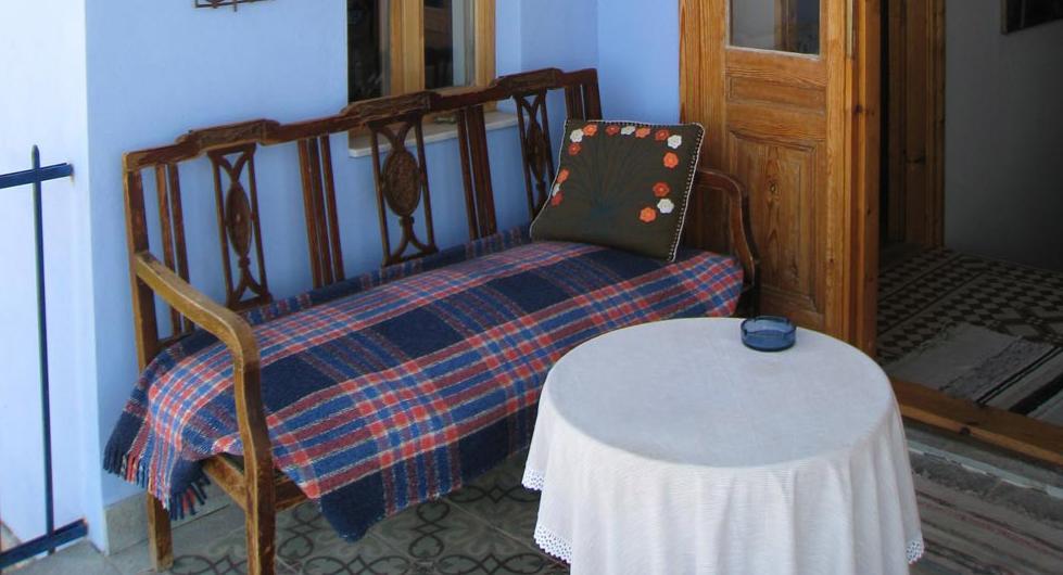 Guesthouse Parthenon Bagian luar foto
