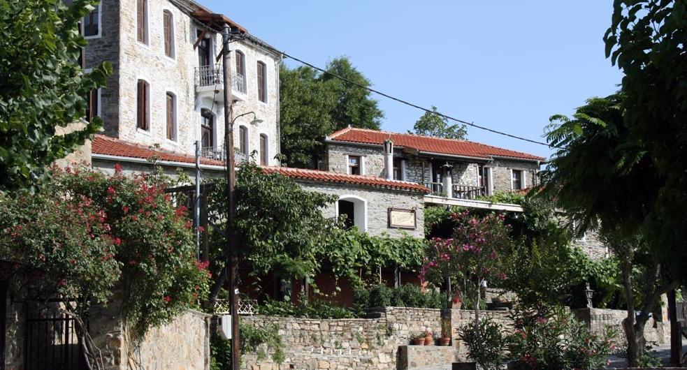 Guesthouse Parthenon Bagian luar foto